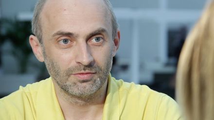 Deprese mi zničila vztah, nemohl jsem ani vstát z postele, sebevraždu chápu, říká úspěšný politik