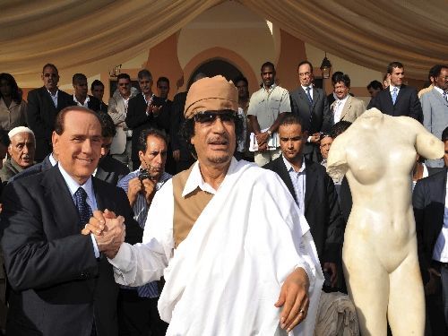 Berlusconi, Kaddáfí a Afrodíté Kyrénská