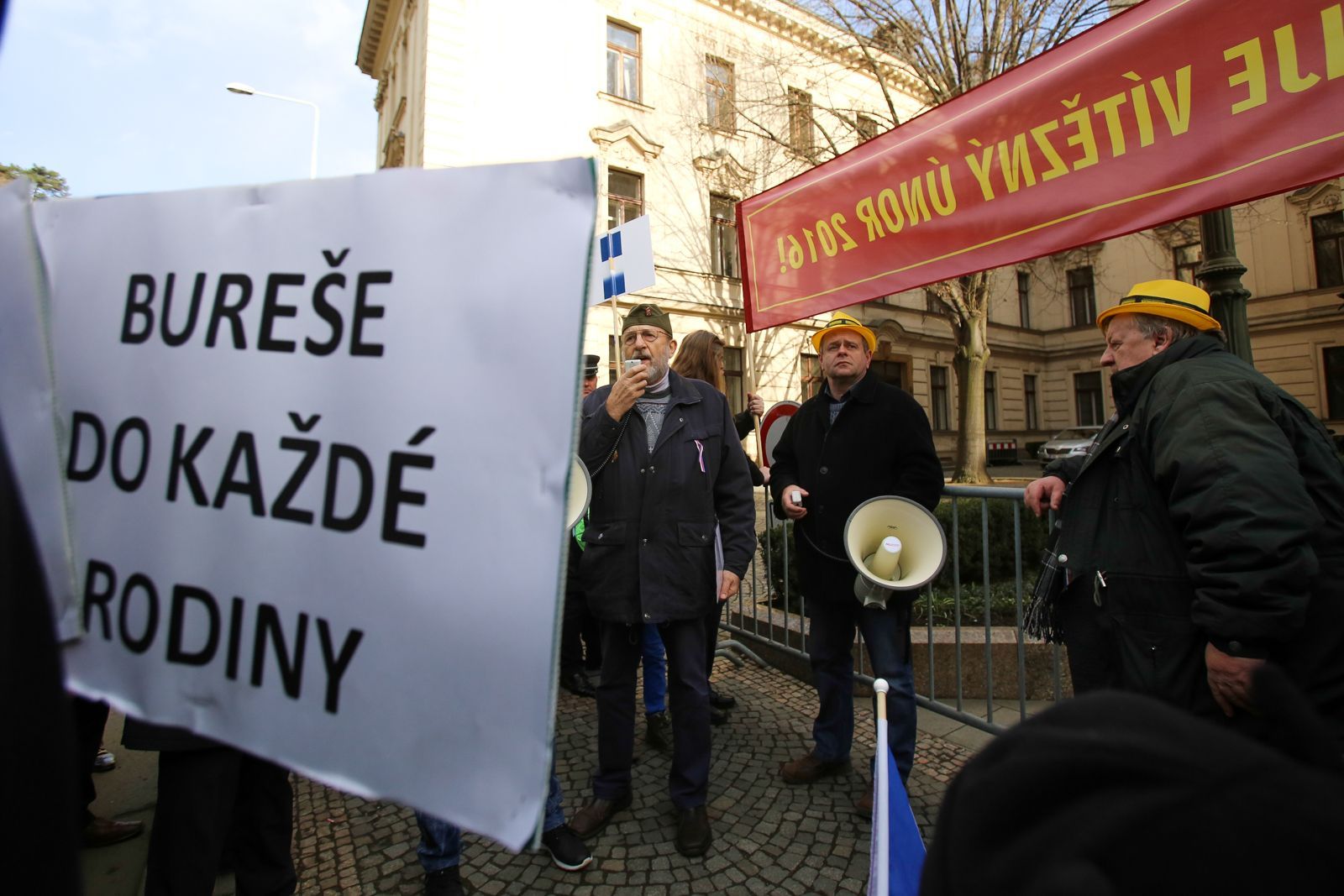 Demonstrace proti EET - Soukromníci a Svobodní
