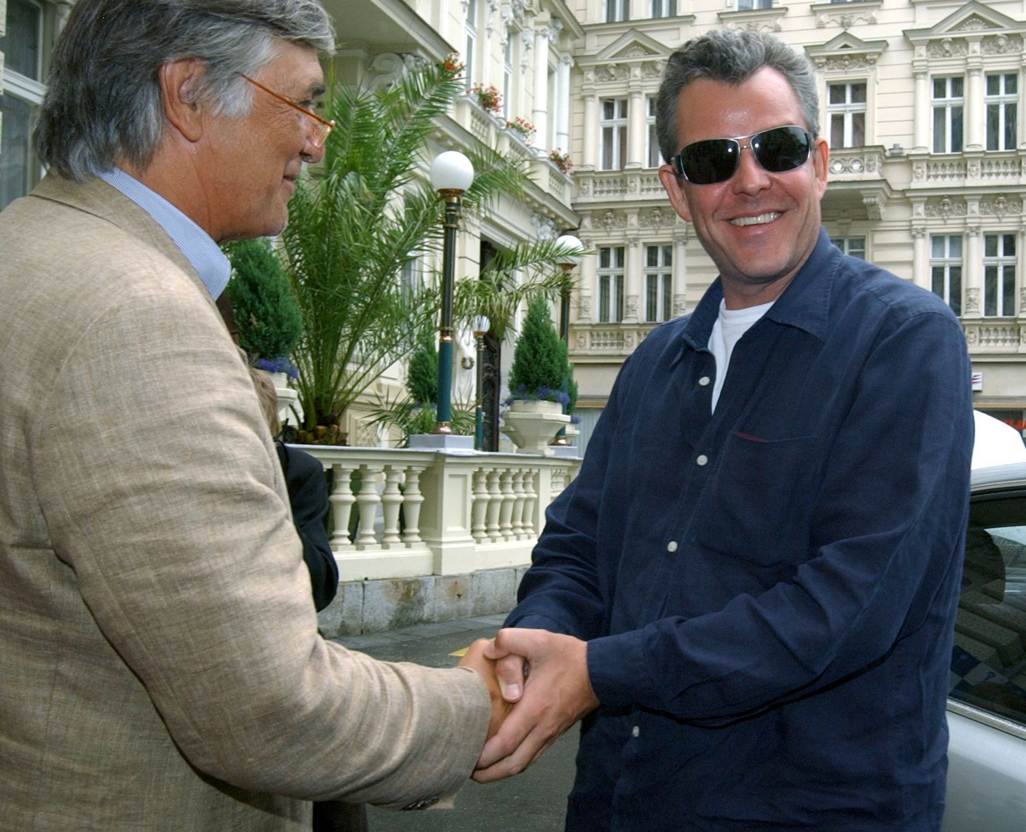 KV - Jiří Bartoška a Danny Huston