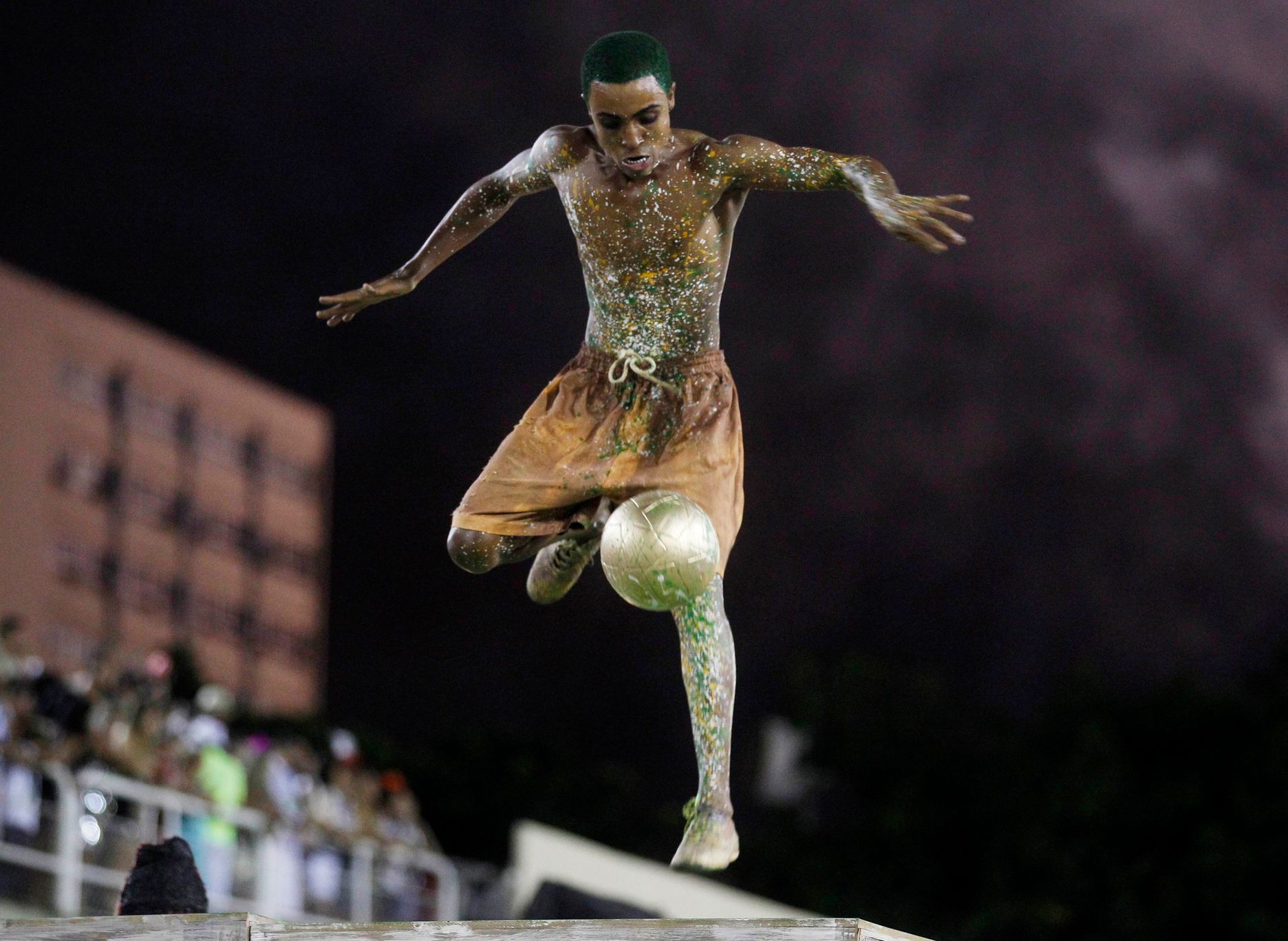 A reveller from the Imperatriz Leopoldinense samba school