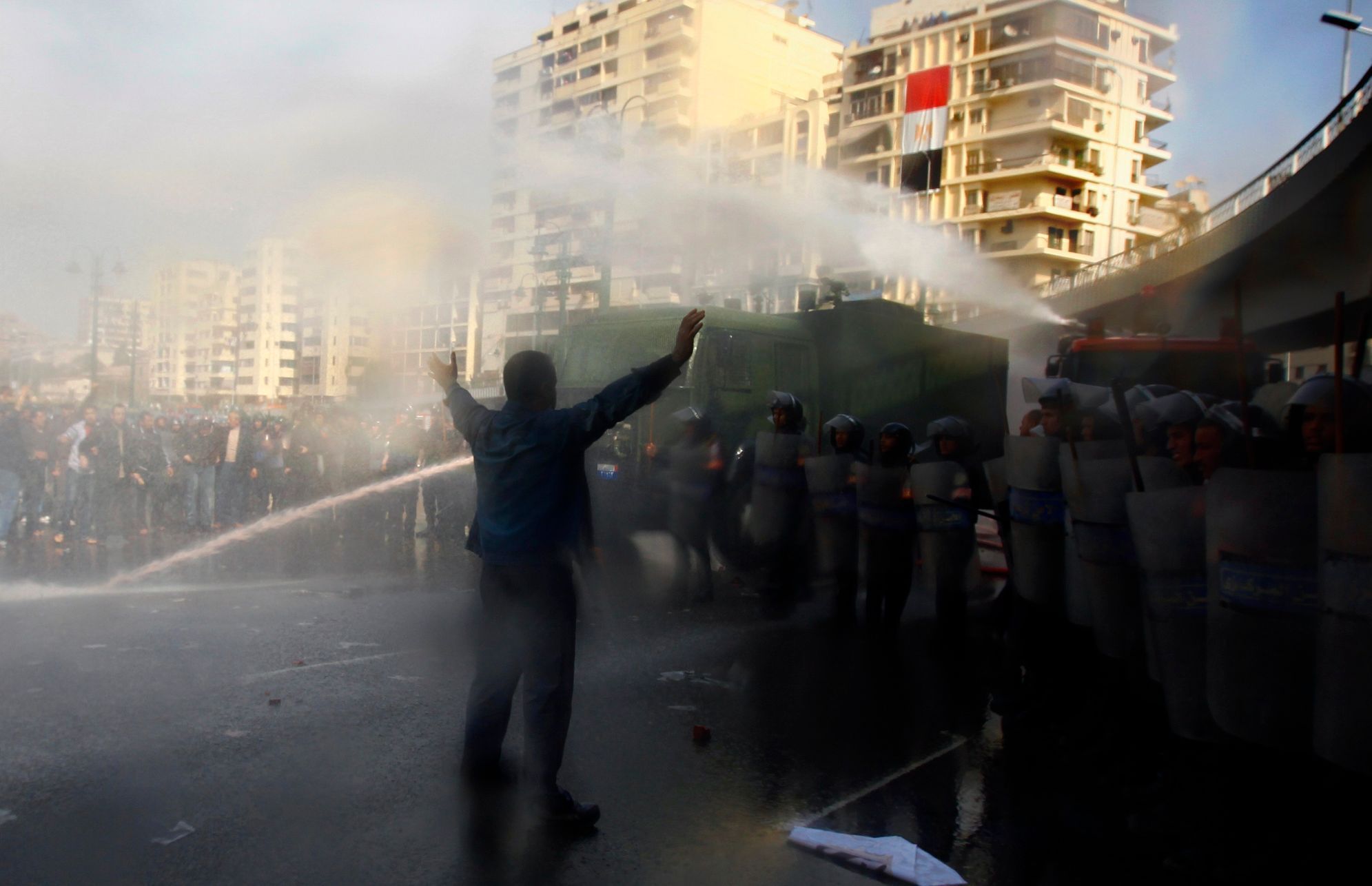 Egyptské protesty pokračují i přes zákaz vycházení