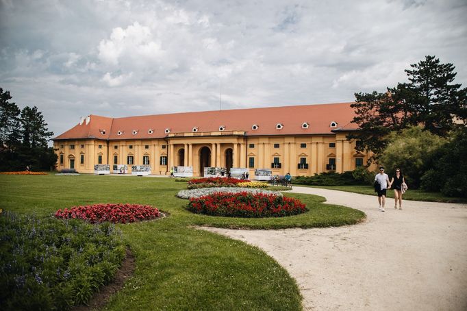 Budova někdejších jízdáren opravená za půl miliardy korun, zůstává i po více než sedmi letech od otevření využitá jen málo.