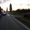 Nehoda osobního vozu a kamionu u Hradce Králové