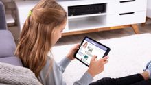 Sociální sítě nepůsobí samy o sobě negativně. Psychiatr vidí problém v něčem jiném