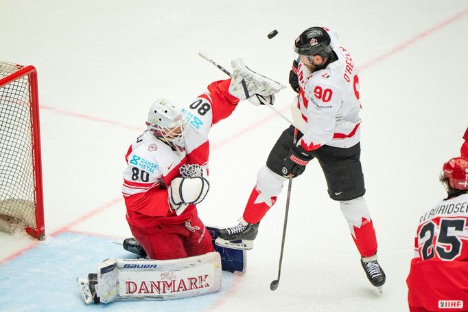 Frederik Dichow a Ryan O'Reilly ve čtvrtfinále MS 2025 Kanada - Dánsko