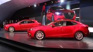 Mazda 3 se designérům opět povedla. Zájemci si mohou vybrat z verzí hatchback a sedan.