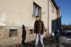 Aktivista: Policie obvinila za útok na Romy dva sousedy