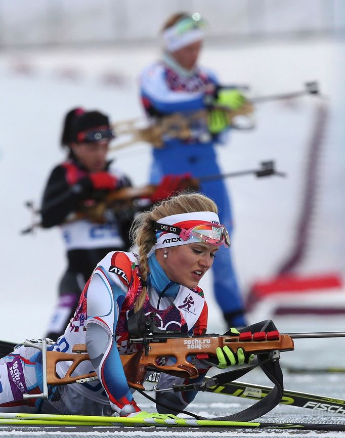 Czech Republic's Gabriela Soukalova prepares to shoot during the women's biathlon 15km individual event at the Sochi 2014 Winter Olympic Games in Rosa Khutor February 14,