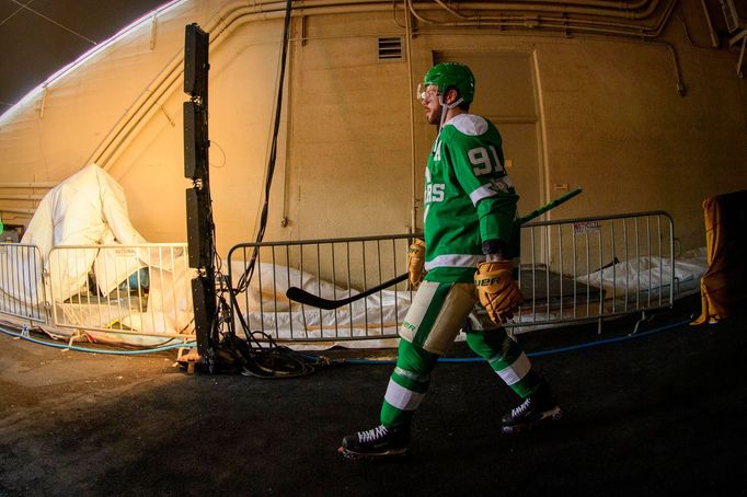 Jan 1, 2020; Dallas, Texas, USA; Dallas Stars center Tyler Seguin (91) walks through the players tunnel during the game between the Stars and the Predators in the 2020 Wi