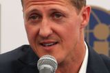 "Bez pásů si v autě připadám jako nahý,“ řekl Schumacher.
