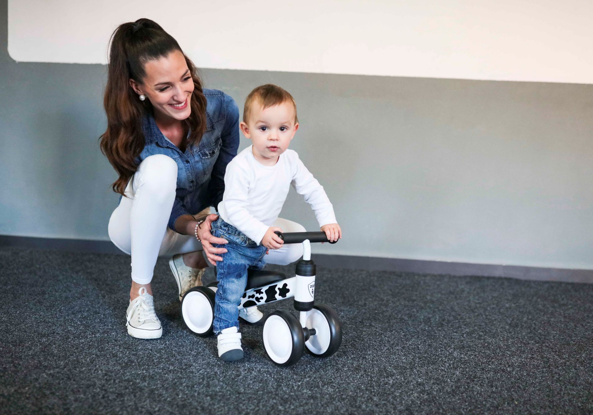 Baby Direct_zooter černobílý