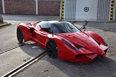 Nejpomalejší superauto? Šlapací Fahrradi Farfalla