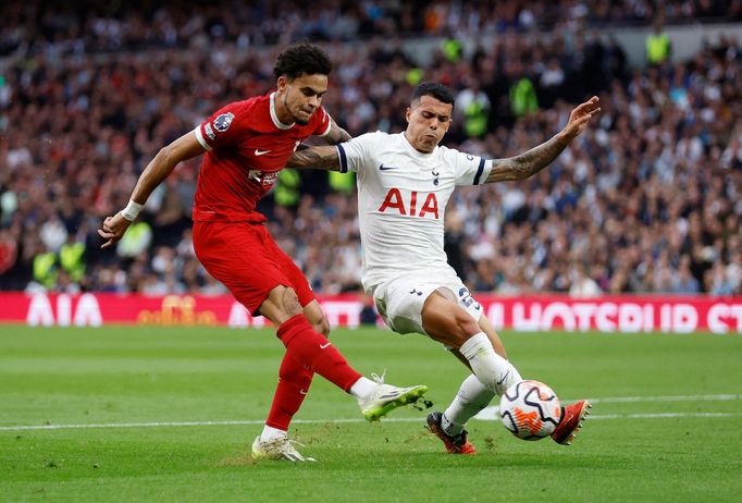 Soccer Football - Premier League - Tottenham Hotspur v Liverpool - Tottenham Hotspur Stadium, London, Britain - September 30, 2023 Liverpool's Luis Diaz scores a goal tha