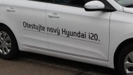 Tuzemské zastoupení značky Hyundai objíždí města s předváděcí akcí nazvanou Hyundai se srovnání nebojí. Zájemcům o koupi nového vozu umožní přímé srovnání svého městského hatchbacku i20 s konkurenčním výrobkem automobilky Škoda - novou generací modelu Fabia.