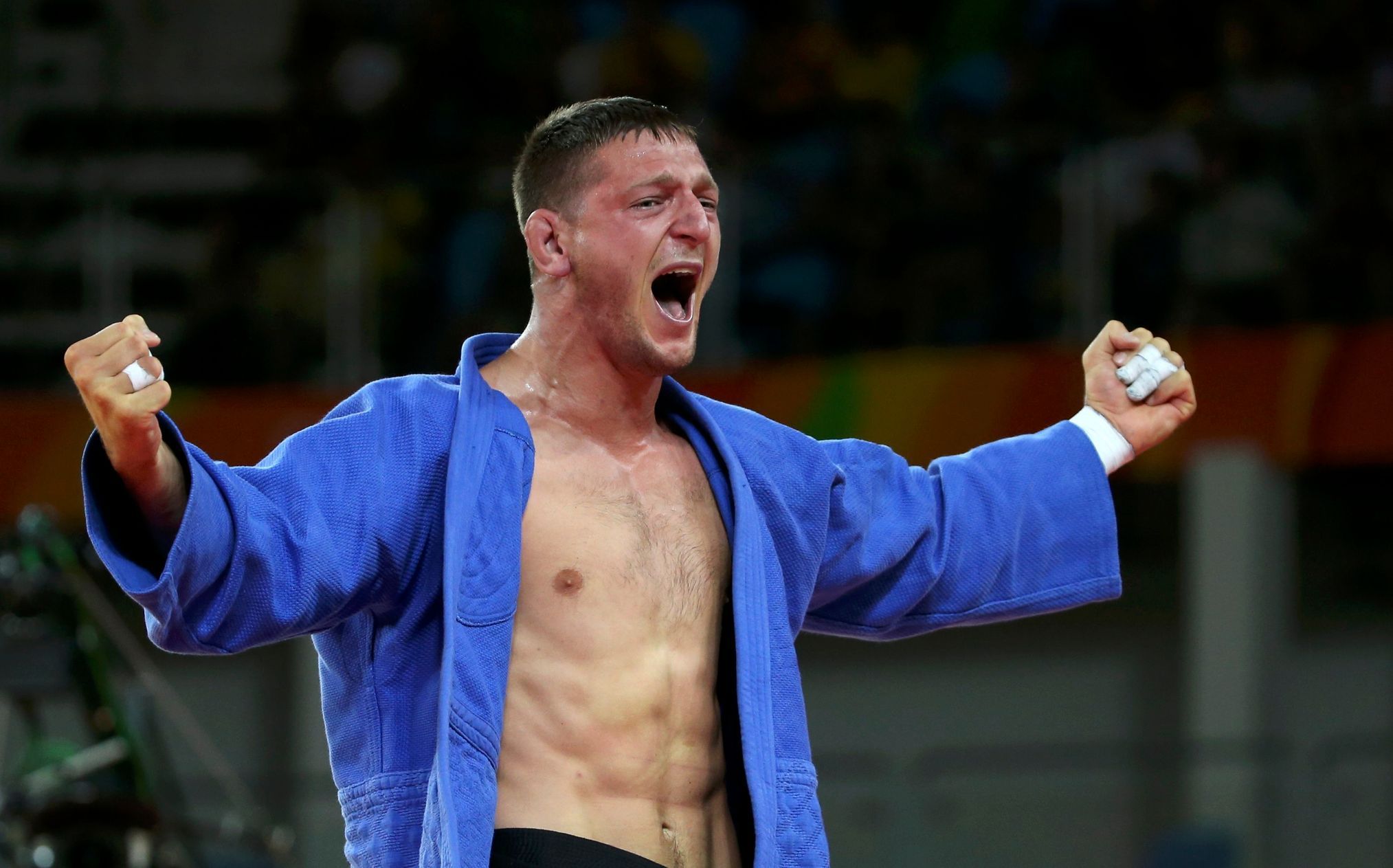 OH 2016, judo do 100 kg, semifinále: Lukáš Krpálek (v modrém)