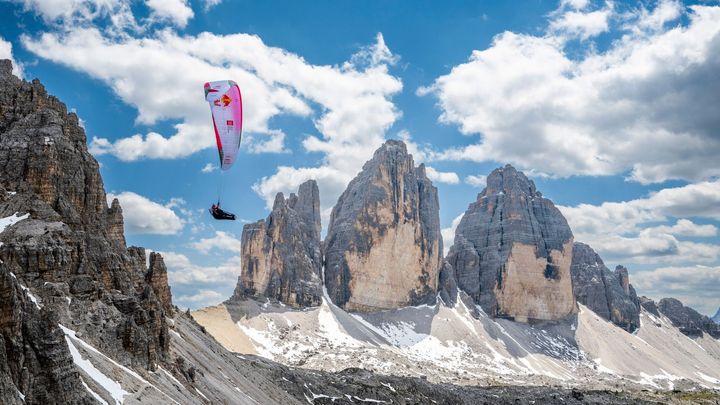 Sport nebo šílenství? Závod v srdci Alp je jako z jiného světa, kdo nezabere, končí; Zdroj foto: Adi Geisegger, RedBull