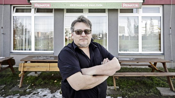 Šéf Chcíplého psa krach podnikání sváděl na vládu. Miliony neplatil už před covidem; Zdroj foto: Libor Fojtík