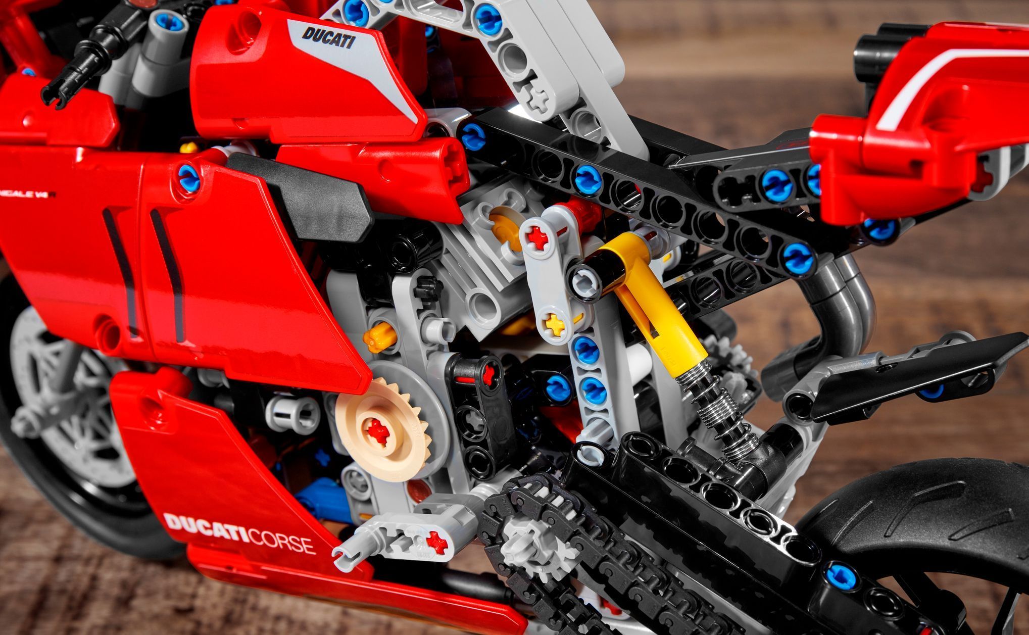 Ducati Panigale V4 R Lego