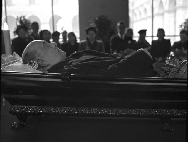 Pohřeb Jana Masaryka