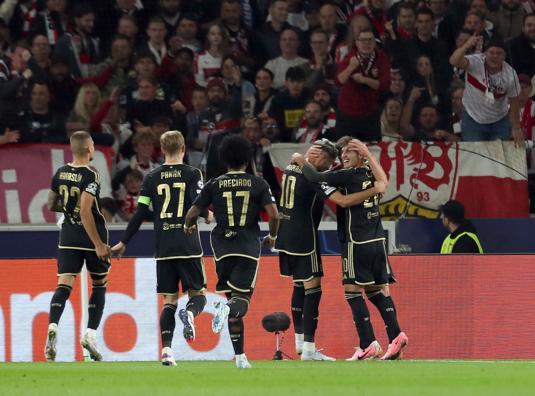 Liga mistrů, Stuttgart - Sparta: Hosté slaví vyrovnání