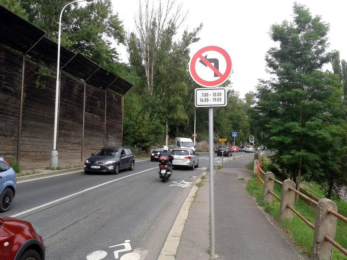 cyklostezka Povltavská a Bulovka