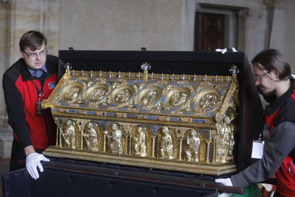 Relikviář sv. Maura v Praze