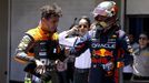 Lando Norris (McLaren) a Max Verstappen (Red Bull) ve VC Brazílie F1 2023