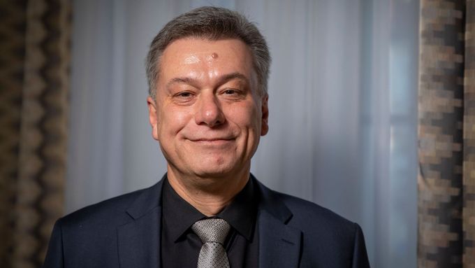 Ministr spravedlnosti Pavel Blažek (ODS) bude muset vysvětlovat své chování nejen opozici, ale také kolegům ve vládní koalici.