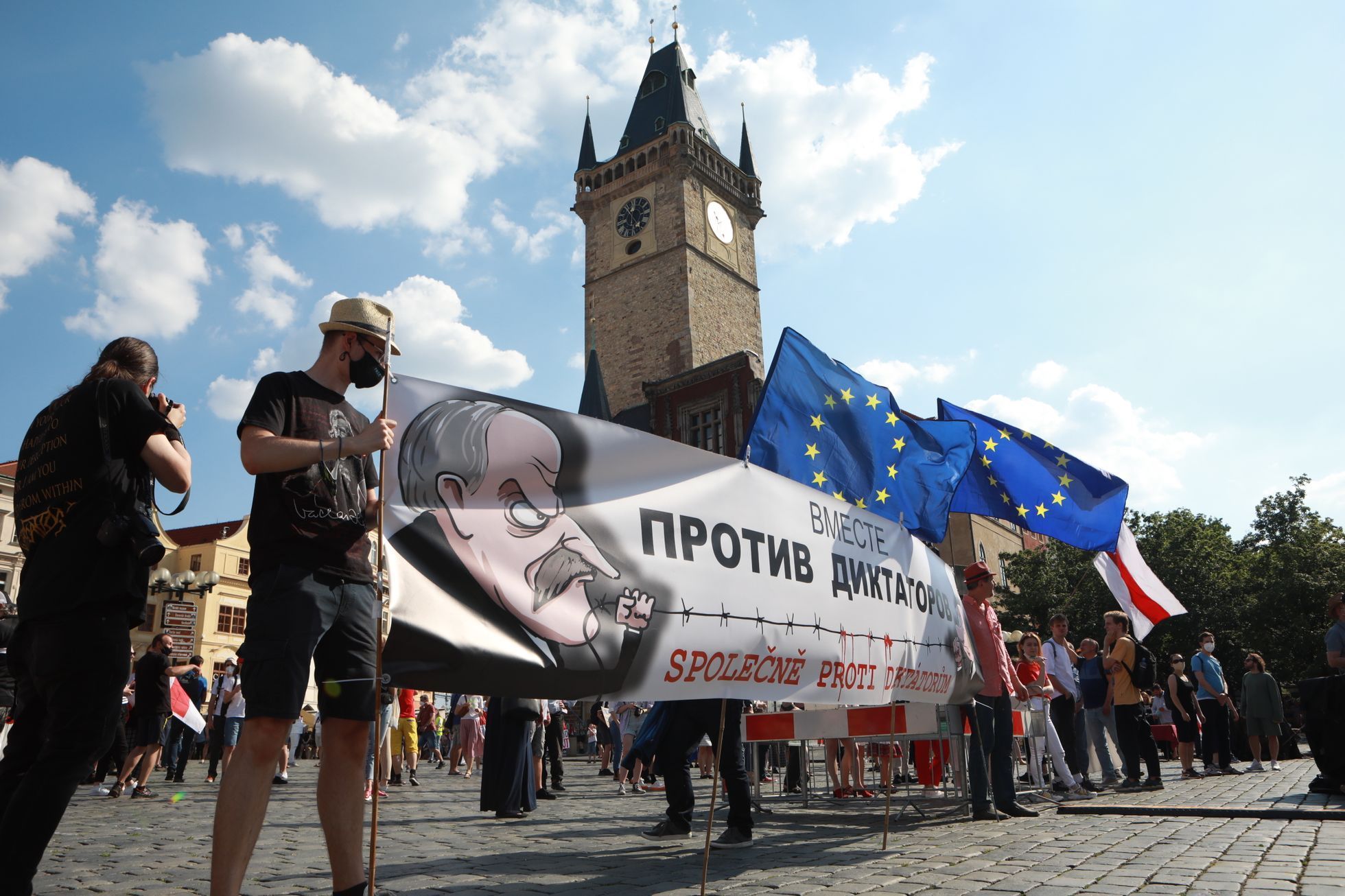 bělorusko Staroměstské náměstí demonstrace Cichanouská v Praze
