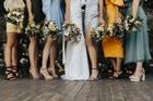 Svatební dress code: co si obléct na svatbu a jakým barvám se raději vyhnout