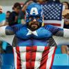 OH 2016: americký basketbalový fanoušek v masce Captain America