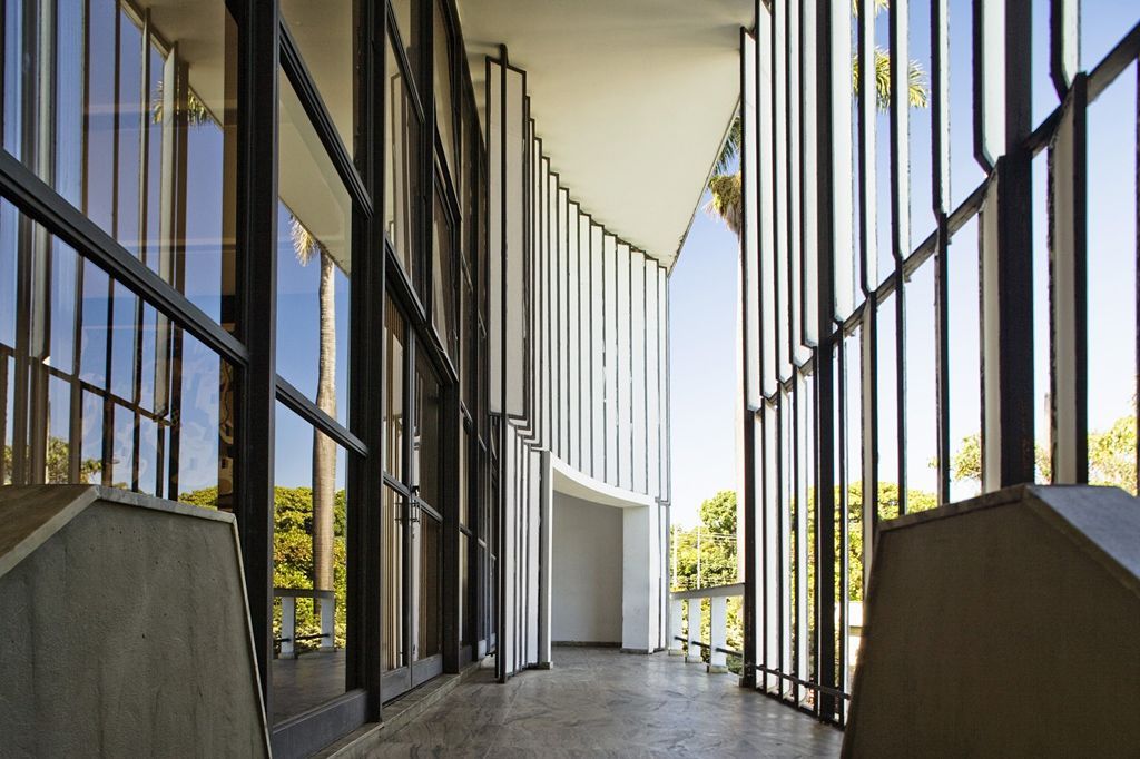 Oscar Niemeyer - Brasília - Pampulha - Yacht club