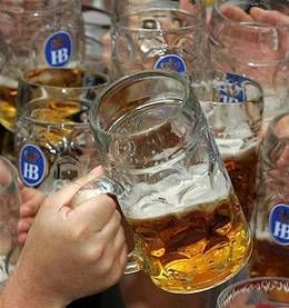 Pivo prý podle jeptišek snižuje cholesterol.