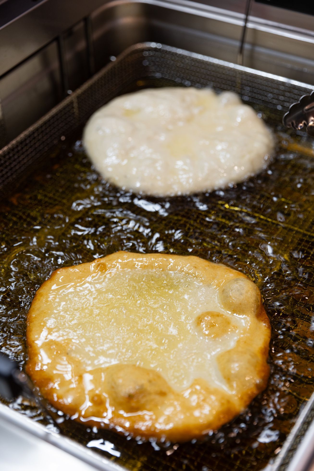 langoš, langošérije, jídlo, podnik, Praha, street food, fast food, Hloubětín