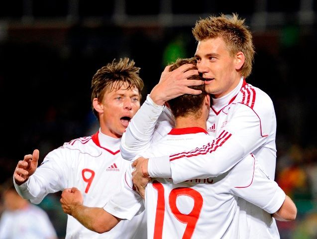 MS 2010: Kamerun - Dánsko (Bendtner)