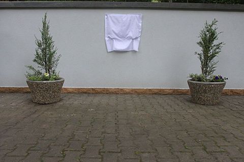 V Postoloprtech odhalují desku