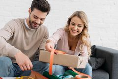 Češi mění vánoční nákupy. Pomáhá jim AI i chytré filtry na Allegro.cz