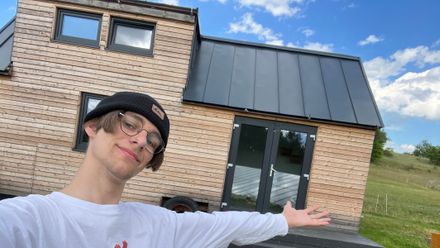 V sedmnácti si vlastnoručně postavil dům: Čekal jsem, že to bude za dva měsíce hotové