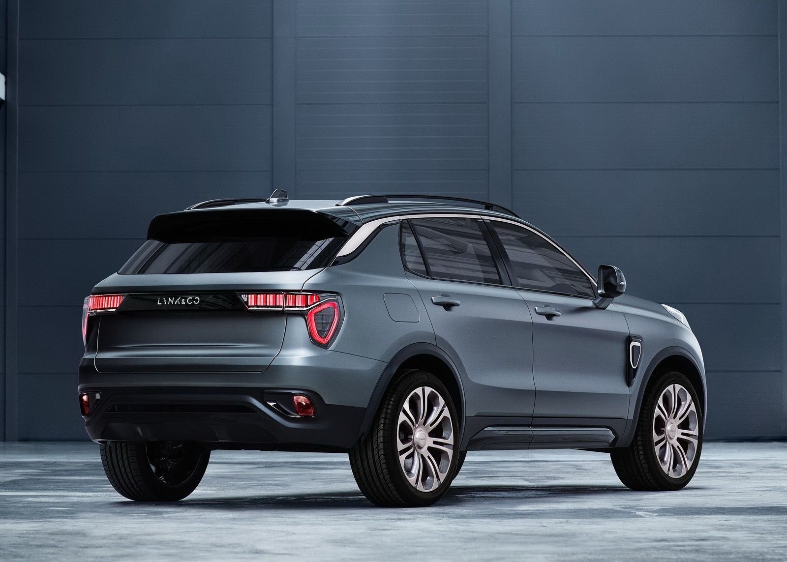 Lynk & Co 01
