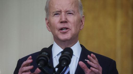 Americký prezident Joe Biden reaguje na ruský útok na Ukrajinu.