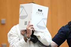 Za loňský útok nožem v Mannheimu dostal Afghánec doživotní trest vězení