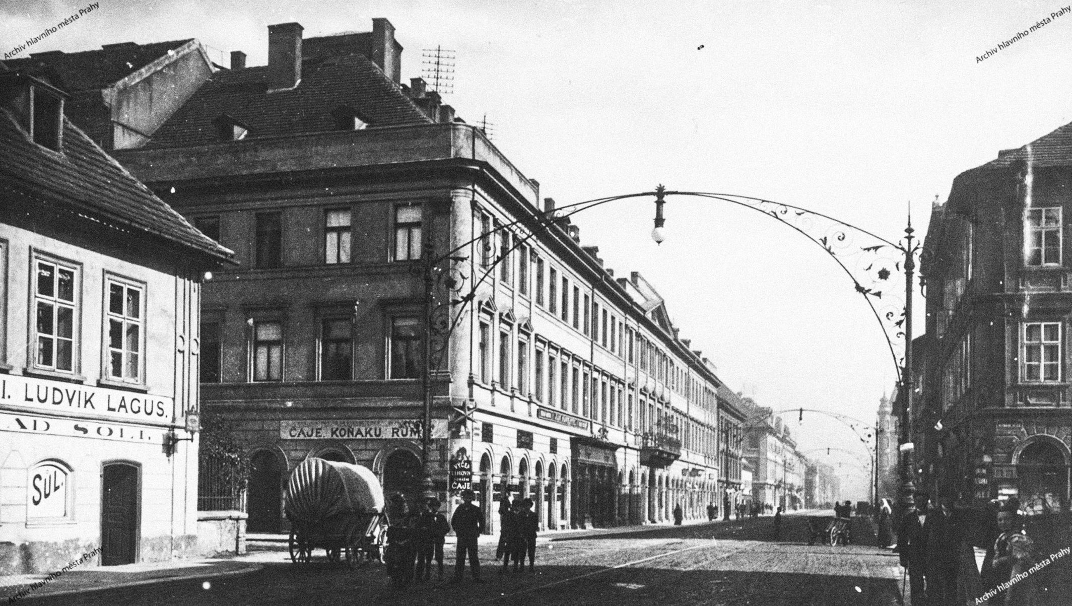 Karlín, Historie, Seriál, Tenkrát, Praha, Pražská čtvrť