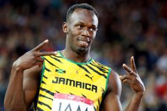 Bolt má za sebou vítězný debut, dovedl štafetu do finále