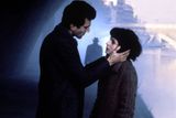 Nesnesitelná lehkost bytí, 1988. Ve filmové adaptaci románu Milana Kundery Daniel Day-Lewis ztvárnil neurochirurga Tomáše. Přestože snímek byl natočen v angličtině, kvůli roli se Day-Lewis zkoušel učit česky.