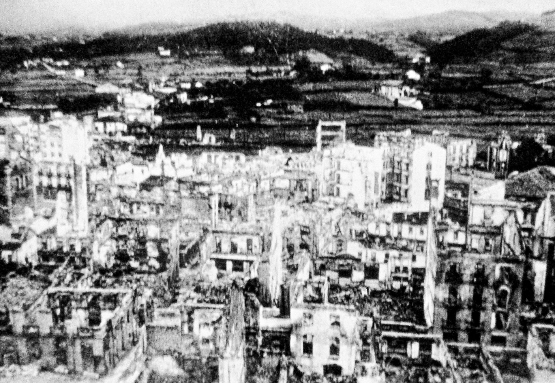 Fotogalerie / Guernica / Španělská občanská válka / Bombardování / Před 85 lety bylo baskické město Guernica ničivě bombardováno německým letectvem
