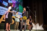 V kategorii základních škol zvítězili chlapci ze slezského dětského domova Těrlicko, kteří pomáhají malý autistům z Havířova.