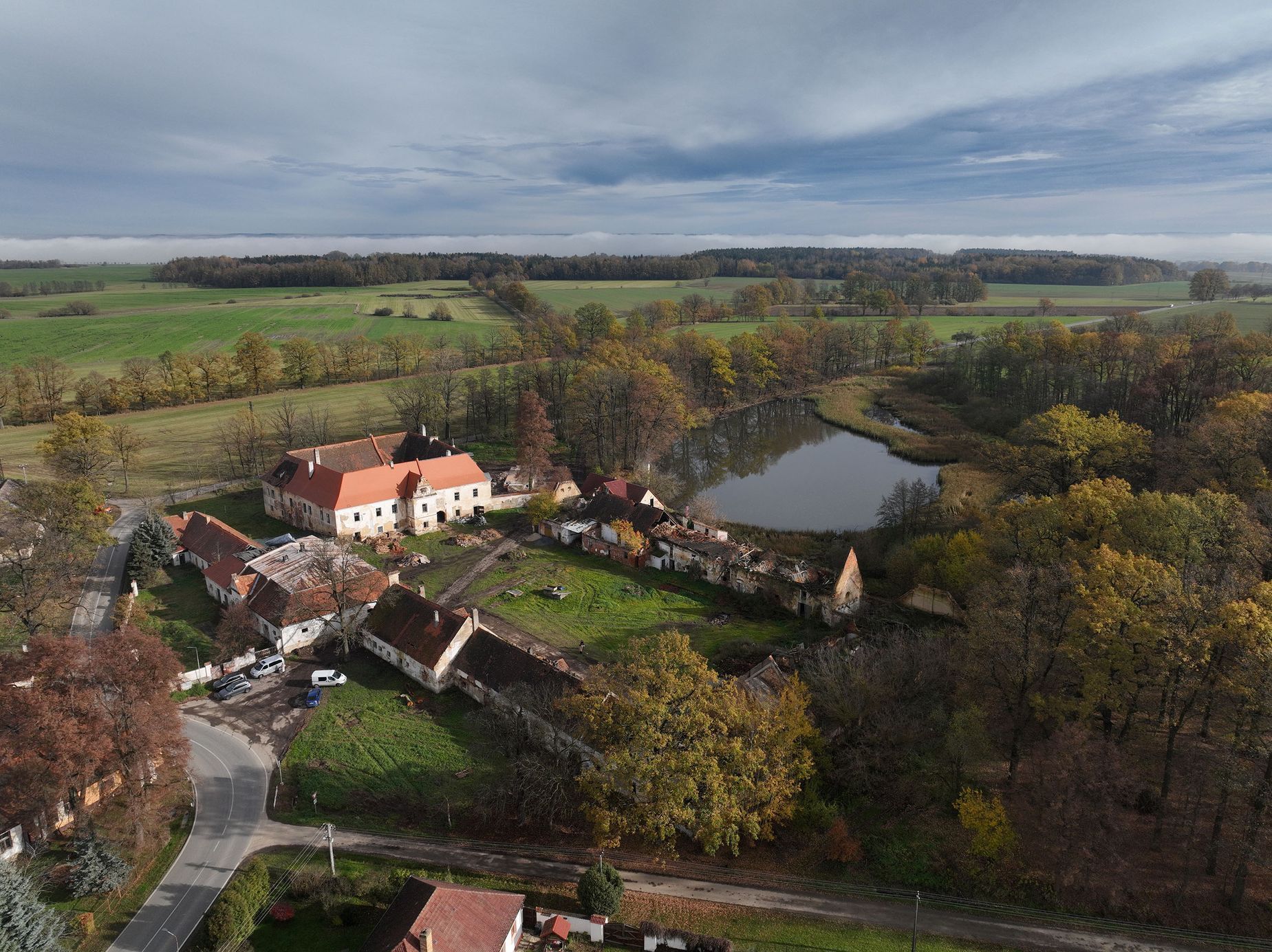 zámek, zámek Bzí, rekonstrukce, vizualizace, architektura