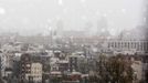 A general view of hoboken partially covered by fog and snow during a Nor'easter, also known as a northeaster storm, in Hoboken, New Jersey, November 7, 2012. A wintry storm dropped snow on the Northeast and threatened to bring dangerous winds and flooding to a region still climbing out from the devastation of superstorm Sandy. REUTERS/Eduardo Munoz (UNITED STATES - Tags: ENVIRONMENT DISASTER) Published: Lis. 7, 2012, 8:55 odp.