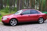 1996:Precizní zpracování a technická vyspělost byly hlavními klady i této generace Audi A4.